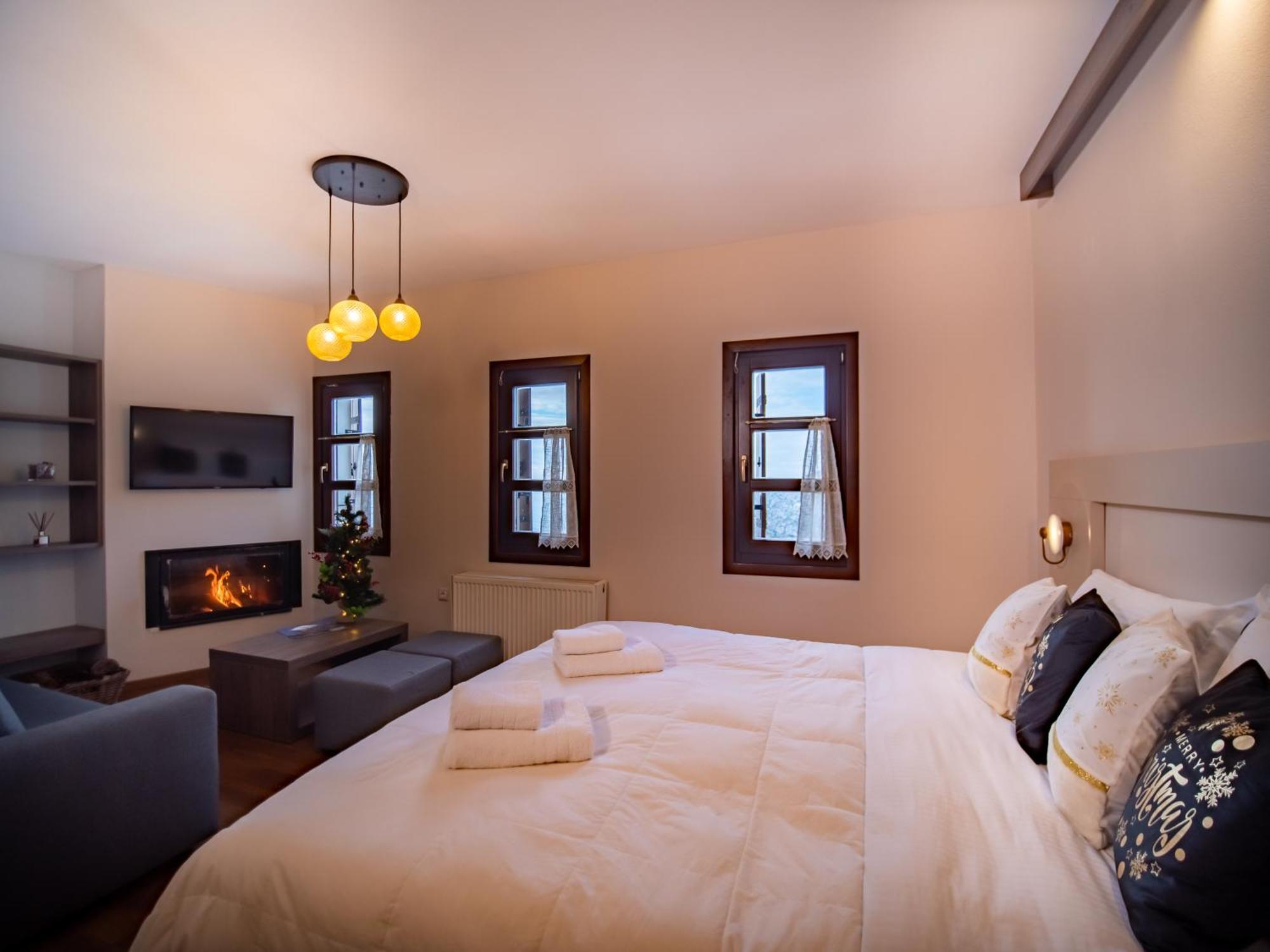 Erofili Hotel & Suites Portaria  Bagian luar foto